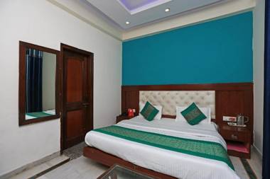 OYO 11559 Lakshay Residency