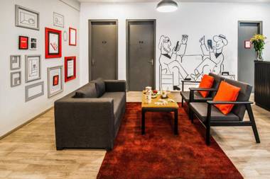 OYO Townhouse 032 Galleria Market