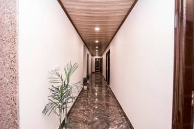 OYO 14896 City Galaxy Inn