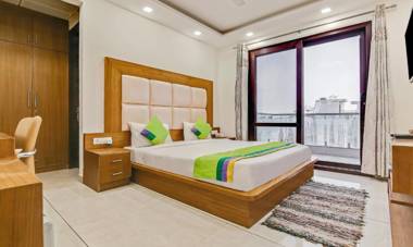 Treebo Trend Amexx Residency Sector 27