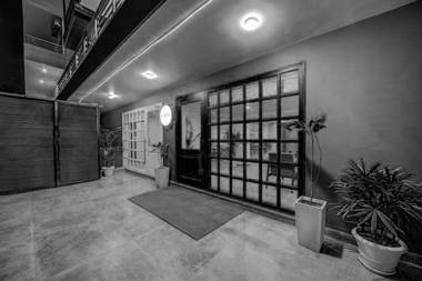 OYO Townhouse 101 Golf Course Road