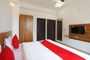 Collection O 47588 The habitat