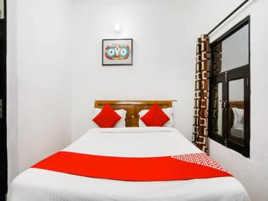 OYO 44130 Hotel Devi Palace Inn