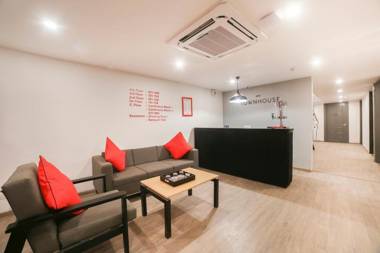 OYO Townhouse 136 Sector 46 Vikas Marg