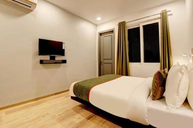 OYO Townhouse 282 Golf Course Road Gurgaon