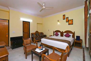 FabHotel Corporate Square