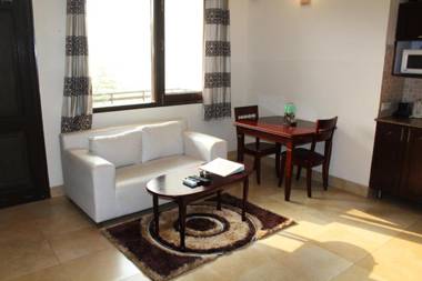Studio Serviced Apartments near Fortis Hospital