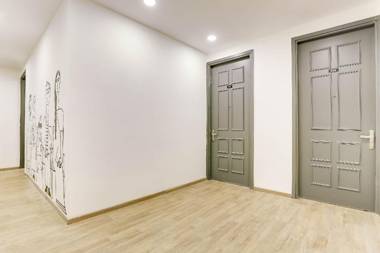 OYO Townhouse 290 Millennium Residency