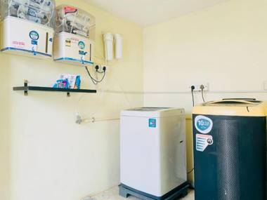 BluO Studio DLF Golf Course Road - Balcony Lift