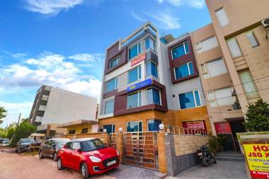 FabHotel Growvid Inn