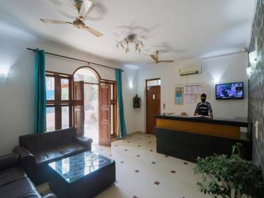 Capital O 86278 Hotel Moonlight