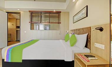 Treebo Trend Hotel Avr