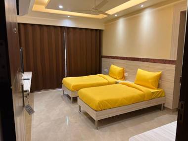 Windchime Guest House 853