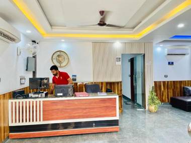 POP 89779 Garden View Hotel & Restaurant