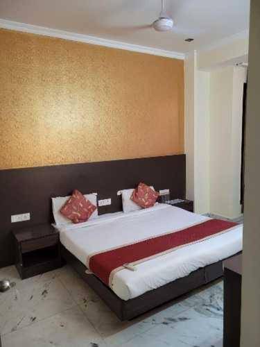 Collection O 93443 The Orchid Hotel