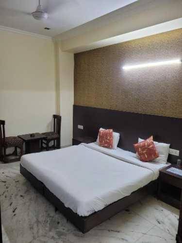 Collection O 93443 The Orchid Hotel