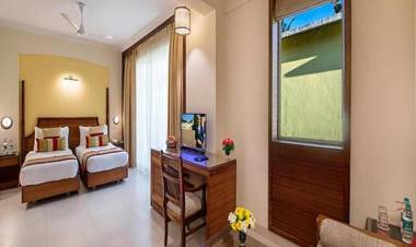 FabHotel Prime Sea Breeze Max