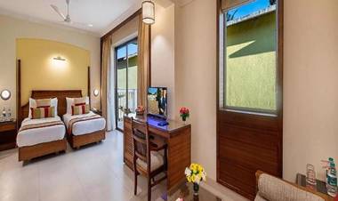 FabHotel Prime Sea Breeze Max