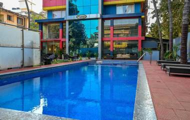 Resort The Karishma Grand