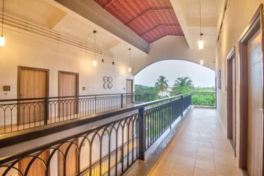 Twin Fountains By Baywatch Express