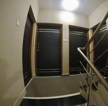 Octopus Luxury Apartment for (2-3pax)