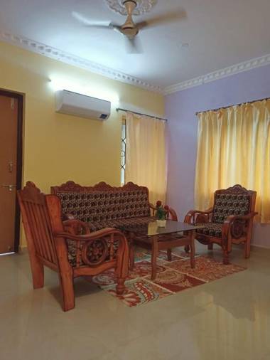 Apricus Home Stay