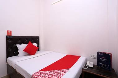 OYO 28150 Hotel Venus