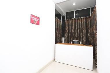 OYO 40010 Mannat Residency