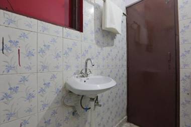 OYO 39871 Shree Palace G