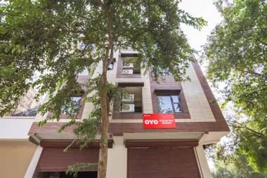 OYO 46761 Hotel Royal King Deluxe