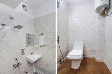 Capital O 71643 Grand Aashirwad