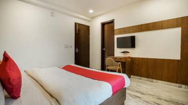 Collection O 70651 Kashyap Residency