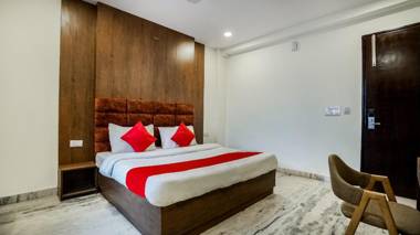 Collection O 70651 Kashyap Residency