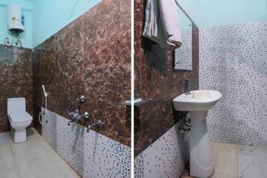 OYO Flagship 69446 Shri Drona Hotel