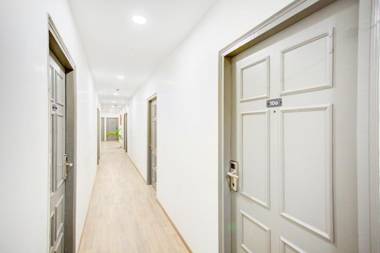 OYO 79846 Townhouse 292 Atal chowk Indirapuram Ghaziabad