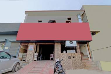 OYO GZB338 Redison Inn