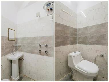 OYO 76738 Hotel Z Black