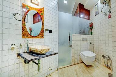 OYO 78950 Hotel Grand Velly