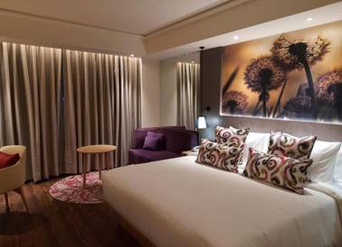 The Gaurs Sarovar Portico