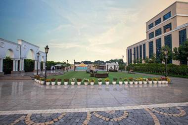 The Gaurs Sarovar Portico