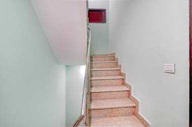 OYO 80034 Flagship HOTEL CRUSH ON