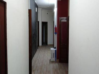 OYO 80239 Vardan Residency