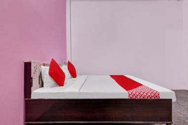 OYO 79466 Vats Tower