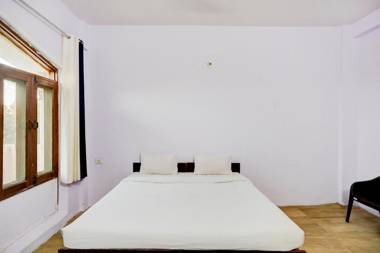 SPOT ON 81091 The Paradise Inn