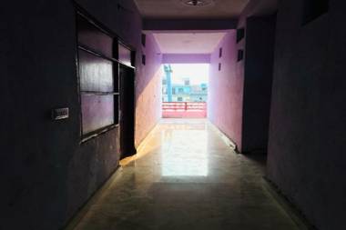 SPOT ON 81226 Delhi Gold Hotel