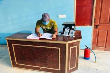 SPOT ON 81226 Delhi Gold Hotel