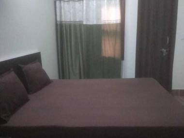 OYO 91128 Hotel Mongoose Palace