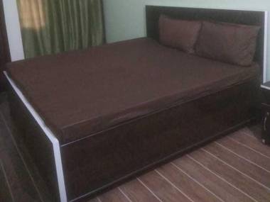 OYO 91128 Hotel Mongoose Palace