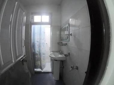 Nest in Garden Home Stay