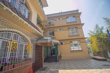 FINESTAYS HIDDEN ABODE